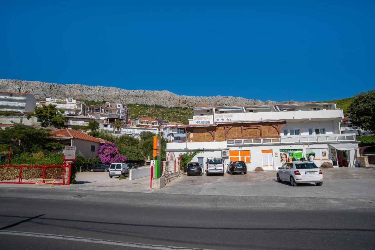 Apartments By The Sea Sumpetar, Omis - 2808 外观 照片