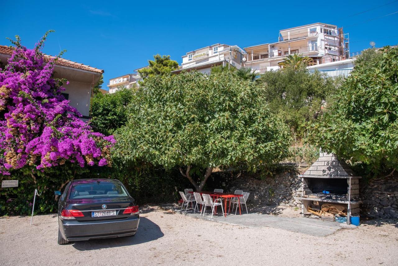 Apartments By The Sea Sumpetar, Omis - 2808 外观 照片