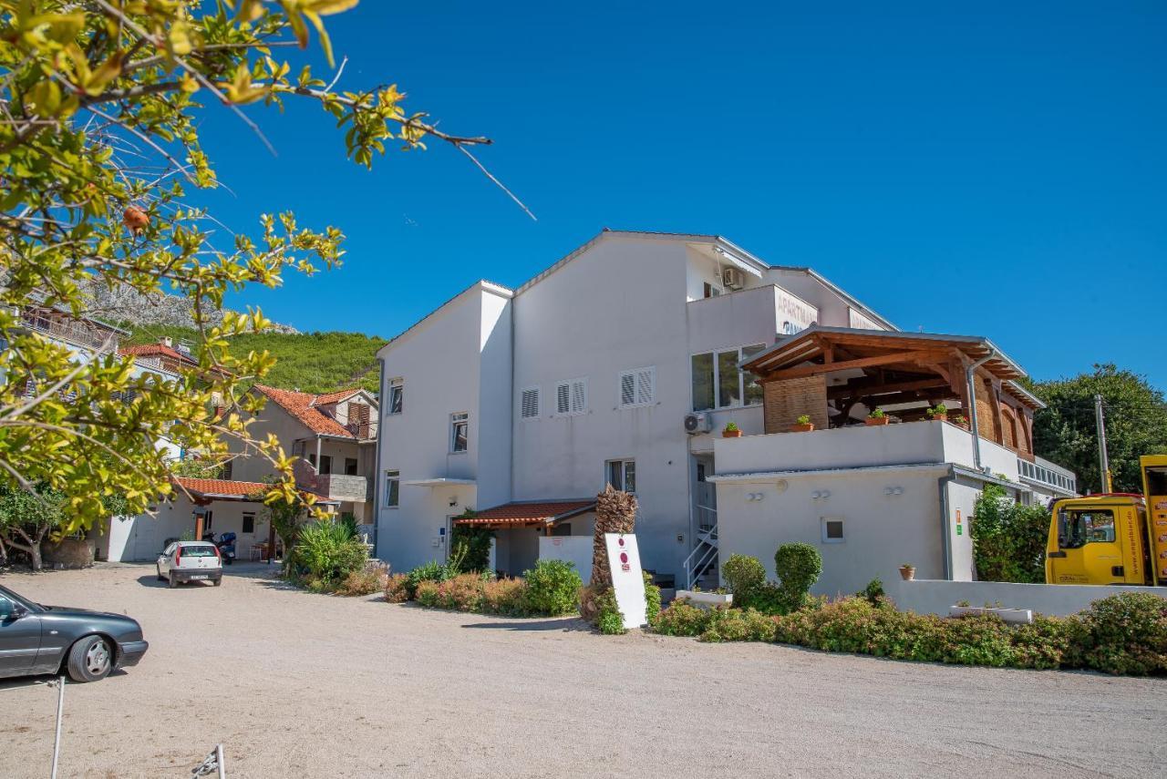Apartments By The Sea Sumpetar, Omis - 2808 外观 照片