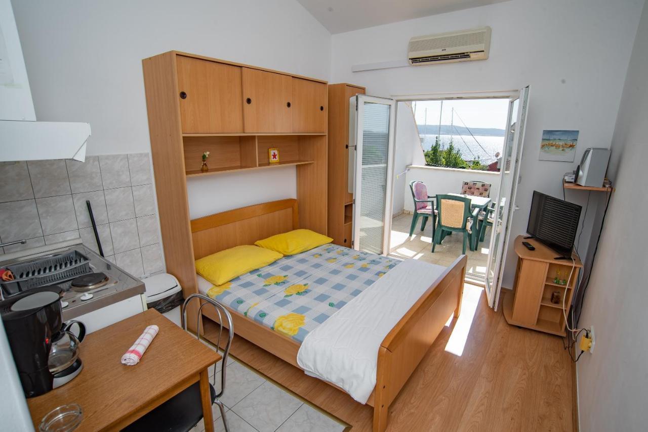 Apartments By The Sea Sumpetar, Omis - 2808 外观 照片