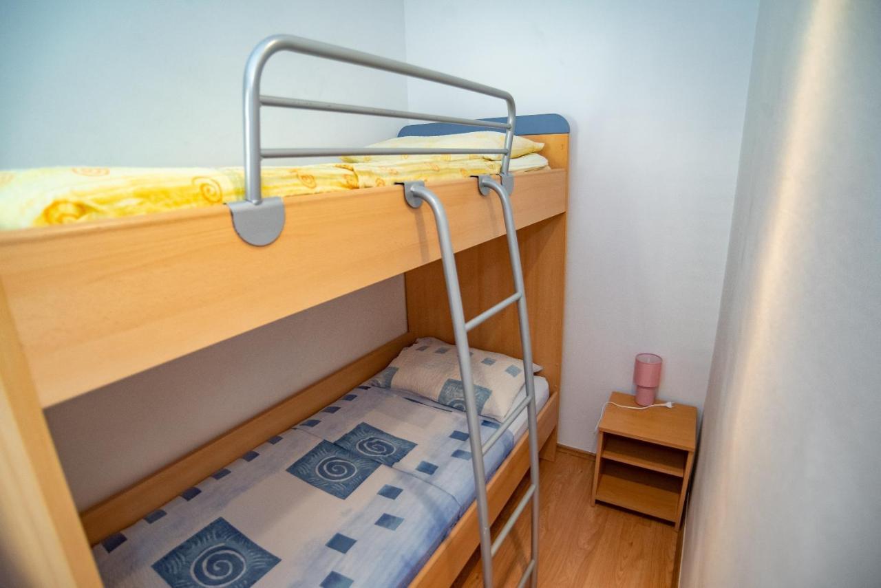 Apartments By The Sea Sumpetar, Omis - 2808 外观 照片