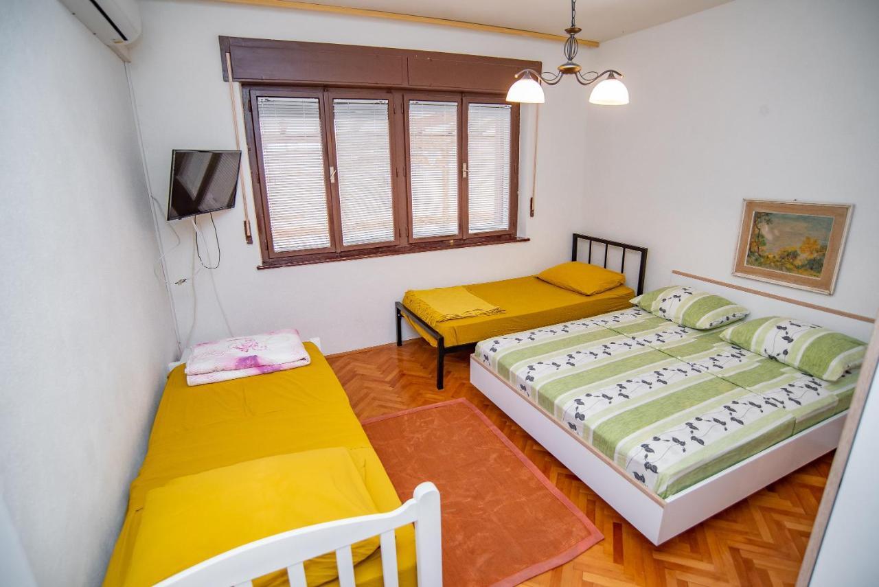 Apartments By The Sea Sumpetar, Omis - 2808 外观 照片