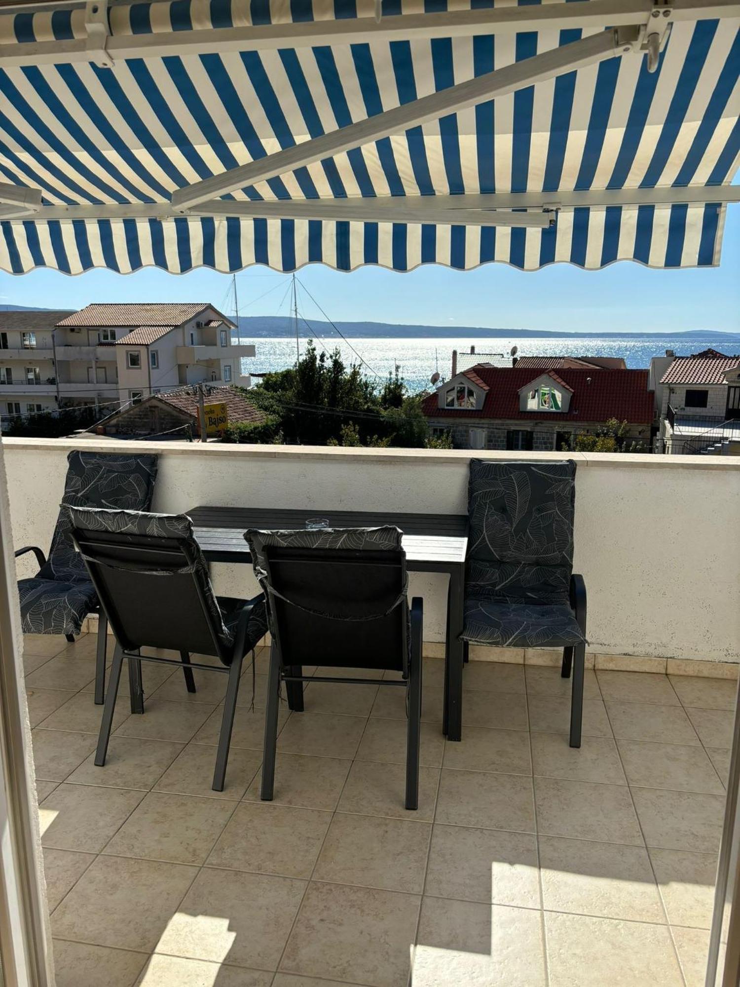 Apartments By The Sea Sumpetar, Omis - 2808 外观 照片